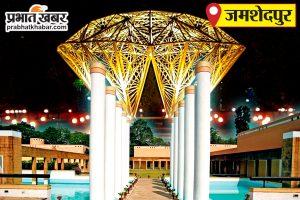 Jamshedpur news. जेम्को-मनीफीट क्षेत्र में बड़े-बड़े वाहन रहते हैं पार्क, पूजा में हादसे की आशंका