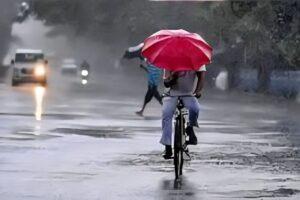 Aaj Bihar Ka Mausam: 27 जिलों में यलो से लेकर ऑरेंज चेतावनी, उमस से राहत लेकिन बाढ़ का खतरा