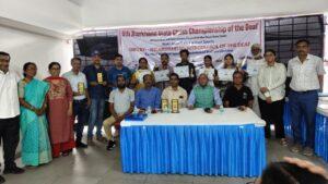 Chess tournament for deaf at jrd tata sports complex : राजवी बनर्जी और दीपमाला ने जीता खिताब