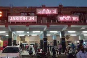 11 जुलाई से शुरू होगा श्रावणी मेला, DRM ने किया जसीडीह स्टेशन पर चल रही तैयारी का निरीक्षण