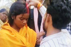 बिहार में सास ने बहू को प्रेमी संग कमरे में पकड़ा, फिर उठाया ऐसा कदम की गांव वाले भी चौंक गए