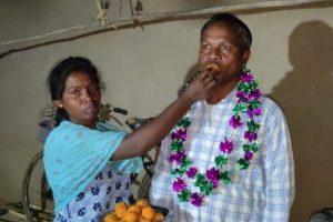 Success Story: 56 साल के गंगा ने पास की मैट्रिक परीक्षा, फीस के अभाव में छूट गयी थी पढ़ाई
