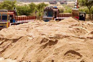 Sand: पटना में जब्त 26.96 लाख सीएफटी बालू की होगी नीलामी, जानें आपको क्या करना होगा