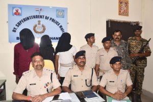 घर में घुसकर 16 साल की नाबालिग से हैवानियत, दोस्त को पीटा, बोकारो से 3 दरिंदे अरेस्ट, 1 की तलाश में रेड