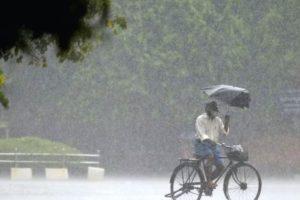 Bihar Rain: बिहार में कल से पूरे सप्ताह मौसम कैसा रहेगा? इन जिलों में बेहद भारी बारिश का है अलर्ट&#8230;