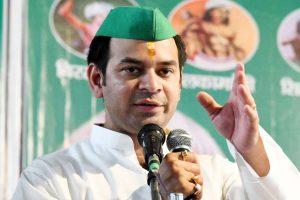 तेज प्रताप को किससे जान का खतरा? खुद  CM नीतीश से लगाई सुरक्षा की गुहार, RJD से निकाले जाने पर साफ दिखी नाराजगी