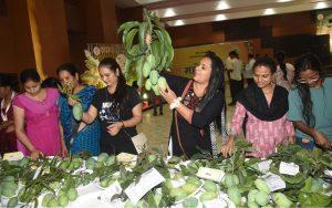 Bihar News: आम खाने में सबसे फास्ट रहे पटना के रियांश, नौ सेकंड में मधुबनी के विप्लव ने खाया एक आम