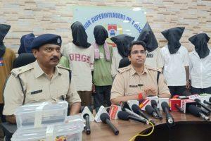 लड़की का चक्कर बाबू भईया! गर्लफ्रेंड के शौक पूरे करने के लिए लड़के बन गये लुटेरे, अब पुलिस ने की खातिरदारी