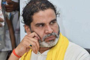 Bihar Politics: &#8216;लालू के बाद अब तेजस्वी का झोला ढोने लगे&#8217;, प्रशांत किशोर कांग्रेस से बोले- दम है तो अकेले चुनाव लड़ कर दिखाए