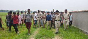 कब्रिस्तान की जमीन को लेकर दो पक्षों में तनाव, पुलिस प्रशासन ने संभाला मोर्चा