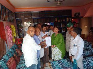 Giridih News: कृषक मित्रों ने विधायक को सौंपा मांगपत्र