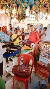 Giridih News: दो दिवसीय अखंड कीर्तन का समापन