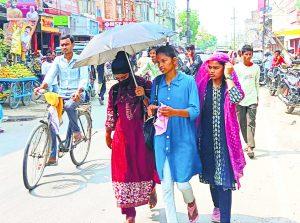 Gopalganj News  : पुरवा हवा के जोर पकड़ते ही नरम पड़े सूर्यदेव, 3.7 डिग्री गिरा दिन का पारा