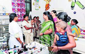 Chaibasa News : गुणवत्ता जांच कर बच्चों को भोजन दें : शबनम परवीन