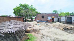 Gopalganj News  : फुलवरिया पहुंचे हथुआ एसडीओ और एसडीपीओ, मदरवानी कांड की जांच की