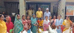 किसानों के बीच धान व मूंगफली के बीज का वितरण