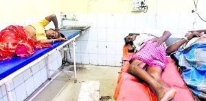 Dhanbad News : बारिश का पानी निकालने को लेकर दो पक्षों में मारपीट, आधा दर्जन घायल