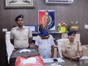 25 केजी गांजा के साथ एक व्यक्ति गिरफ्तार