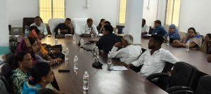 नप बोर्ड की बैठक में अनुपस्थित अधिकारियों पर जताई नाराजगी