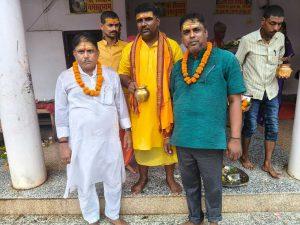 बाल श्रमिक आयोग के अध्यक्ष ने सिंहेश्वर धाम में माथा टेका