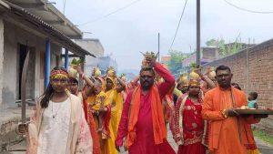 लौहंडिया में भव्य कलश शोभायात्रा, मां तारा की प्राण प्रतिष्ठा की तैयारी शुरू