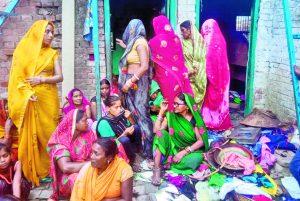 Saran News : रसोई गैस लीकेज से लगी आग में बच्ची की मौत, तीन अन्य गंभीर रूप से झुलसे