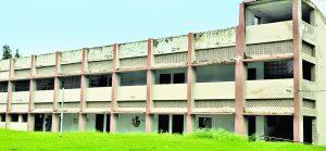 Chaibasa News : जेएलएन कॉलेज में 8 प्रमुख विषयों के शिक्षक नहीं, 4894 विद्यार्थियों का भविष्य संकट में