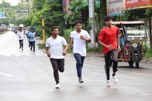 मैराथन दौड़ के माध्यम से युवाओं ने नशा मुक्ति का दिया संदेश