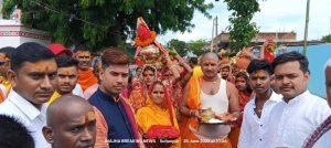 श्रीश्री 108 मां काली संपूर्ण पाठ को लेकर निकाली गयी भव्य कलश शोभायात्रा