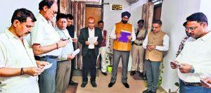 Gopalganj News  : नशीली दवाओं के खिलाफ न्यायिक पदाधिकारियों ने लिया संकल्प