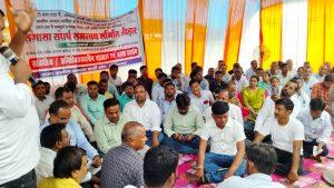 बहुत कम मानदेय पर कर रहे काम, जीवन यापन कर पाना भी हो रहा मुश्किल