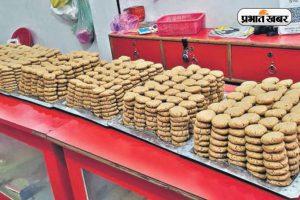 Deoghar Peda: श्रद्धा के बीच होगा करोड़ों का कारोबार, सजेंगी 400 से अधिक पेड़े की दुकानें, क्या होगी कीमत?