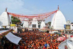 सावन की अंतिम सोमवारी आज, 3 लाख से अधिक कांवरिए बाबा बैद्यनाथ पर करेंगे जलार्पण, निभायी जाएगी ये विशेष परंपरा