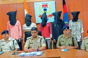 उग्रवादी संगठन पीएलएफआई को तगड़ा झटका, 4 सदस्यों को हथियार के साथ पुलिस ने किया गिरफ्तार