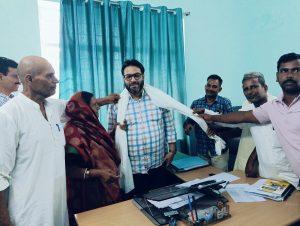 डॉक्टर डे पर कोंच में चिकित्सकों को किया सम्मानित