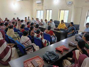 विशेष गहन पुनरीक्षण कार्य को लेकर सेविकाओं को दी गयी जानकारी