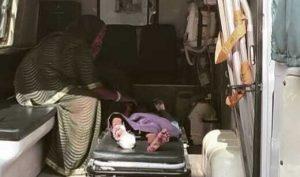 पिकअप के धक्के से स्कूली छात्रा घायल, हालत गंभीर