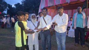 हुल दिवस पर आयोजित फुटबॉल प्रतियोगिता में एफसी धरती बागान बना विजेता