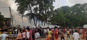 शॉर्ट सर्किट से लगी आग, 15 घर जले, 20 लाख की क्षति
