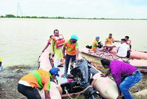 Gopalganj News  : गंडक में सत्तरघाट से सात किमी दूर मिला वीआइपी के जिला कोषाध्यक्ष की बेटी का शव, हाथ-पैर को बांध कर नदी में फेंका गया