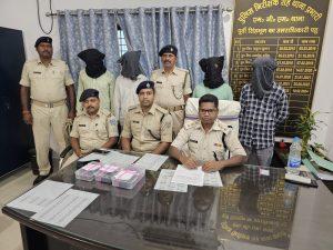 Jamshedpur News : फाइनांसकर्मी बनकर बाइक लूटने वाले गिरोह का खुलासा, चार युवक गिरफ्तार