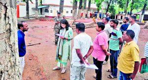 Chaibasa News : महादेवशाल में श्रावणी मेला को लेकर गोइलकेरा प्रखंड सभागार में बैठक