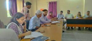 मतदाताओं के बीच समय से करें गणना प्रपत्र का वितरण