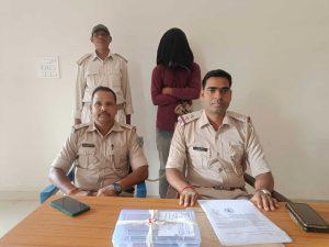 शादी में हथियार लहराते युवक को किया पुलिस के हवाले, जेल