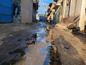 हल्की सी बारिश से जलजमाव, गली-मुहल्लों में चलना मुश्किल