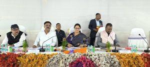 Giridih News :अधिकारी पारदर्शिता व गुणवत्ता को दें बढ़ावा : अन्नपूर्णा