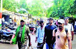 बैंक अधिकारी बन की साइबर ठगी,  दुमका से दो अरेस्ट
