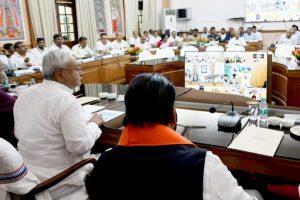 बिहार में बाढ़ से हाहाकार: सीएम ने की हाईलेवल मीटिंग, अधिकारियों को अलर्ट पर रहने का आदेश