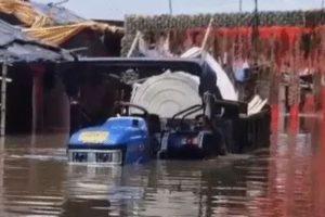 Bihar: बाढ़ का संकट बढ़ा, 17 लाख से ज्यादा लोग प्रभावित, बिहार के 24 जिलों में यलो-ऑरेंज अलर्ट