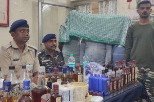 झारखंड के गिरिडीह में मिनी शराब फैक्ट्री का भंडाफोड़, 50 हजार की शराब जब्त, तीन तस्कर अरेस्ट